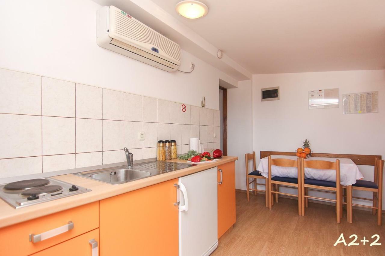 Apartmani Luce Makarska Zewnętrze zdjęcie